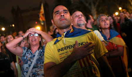 Von Puigdemont nicht überzeugt: Befürworter der Unabhängigkeit a...