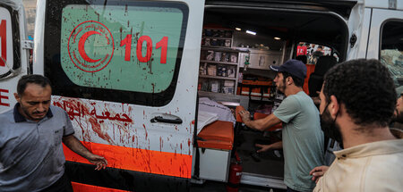 Immer wieder Ziel von Angriffen: Ambulanz des Palästinensischen ...
