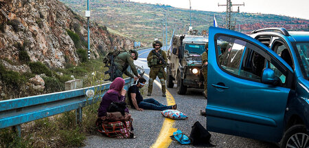Alltag unter israelischer Besatzung: Festnahme eines Palästinens...