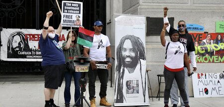 Solidaritätskundgebung für Mumia Abu-Jamal in Philadelphia im Ap...