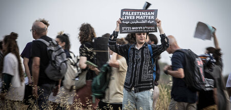 »Standing together«: Israelis und Palästinenser fordern an der G... »Standing together«: Israelis und Palästinenser fordern an der G...