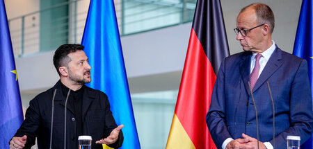 Mehr Waffen, selber Feind: Wolodomir Selenskij und Friedrich Mer... Mehr Waffen, selber Feind: Wolodomir Selenskij und Friedrich Mer...