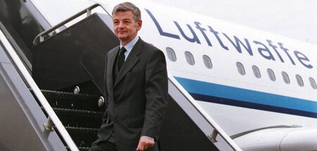 Das militärisch durchgesetzte Recht des Stärkeren wird rhetorisc... Das militärisch durchgesetzte Recht des Stärkeren wird rhetorisc...