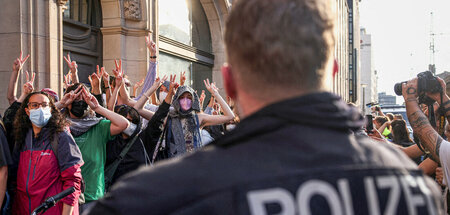 Reicht das schon, um Putin-Versteher zu sein? Propalästinensisch... Reicht das schon, um Putin-Versteher zu sein? Propalästinensisch...