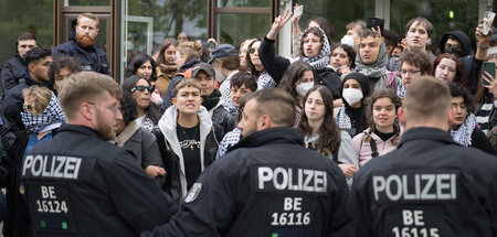 Protest unterbunden: Die FU ließ das friedliche Palästina-Camp v... Protest unterbunden: Die FU ließ das friedliche Palästina-Camp v...