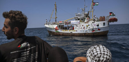 Die Aktivisten der »Handala« wollten dem Verhungern in Gaza nich... Die Aktivisten der »Handala« wollten dem Verhungern in Gaza nich...