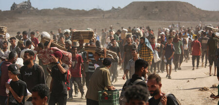 Essensausgabe überlebt: Palästinenser kehren am Donnerstag von e... Essensausgabe überlebt: Palästinenser kehren am Donnerstag von e...