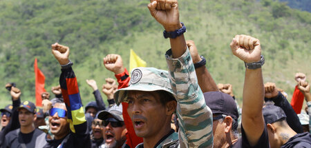 Wild entschlossen: Venezolanische Milizionäre am Sonnabend bei e... Wild entschlossen: Venezolanische Milizionäre am Sonnabend bei e...