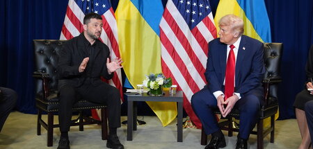 Welch Kontrast zu der brüsken Abfertigung Selenskijs im Weißen H... Welch Kontrast zu der brüsken Abfertigung Selenskijs im Weißen H...