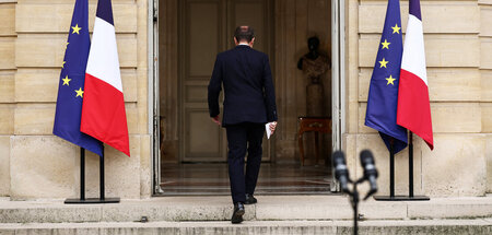 Abgang. Frankreichs Nichtregierungschef verabschiedet sich (Pari... Abgang. Frankreichs Nichtregierungschef verabschiedet sich (Pari...