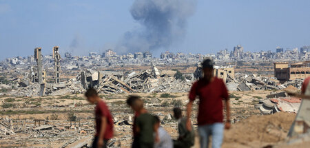 Tag für Tag Bomben und Zerstörung: Die Ruinen von Gaza-Stadt am ... Tag für Tag Bomben und Zerstörung: Die Ruinen von Gaza-Stadt am ...