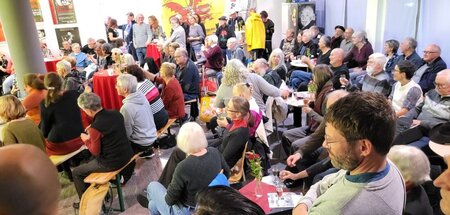 Los geht’s: Das Publikum in der Maigalerie (Berlin, 7.10.2025) Los geht’s: Das Publikum in der Maigalerie (Berlin, 7.10.2025)