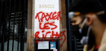 Dank Steuerprivilegien zahlen Superreiche deutlich weniger Abgab... Dank Steuerprivilegien zahlen Superreiche deutlich weniger Abgab...