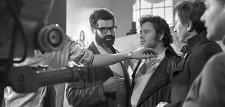 Konrad Wolf bei den Arbeiten zum Film »Goya« im Filmstudio Babel... Konrad Wolf bei den Arbeiten zum Film »Goya« im Filmstudio Babel...