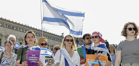 Routinierte Gleichsetzung des Staates Israel mit »jüdischem Lebe... Routinierte Gleichsetzung des Staates Israel mit »jüdischem Lebe...