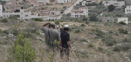 Grünes Licht für Extremisten: Israelische Siedler rücken immer n... Grünes Licht für Extremisten: Israelische Siedler rücken immer n...