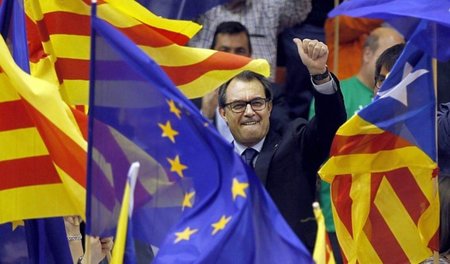 Der katalanische Regierungschef Artur Mas muss sich neue Bündnis...