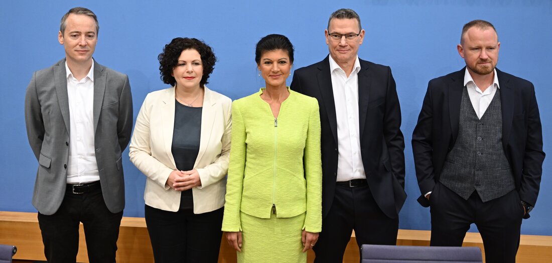 Partei Die Linke: Sahra Wagenknecht Und Weitere Abgeordnete Treten Aus ...