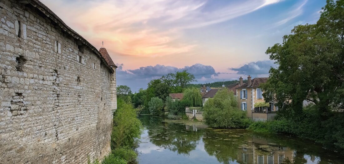 Kulturlandschaft: Schnecken, Wein und viele Tote: Burgund [Online-Abo]