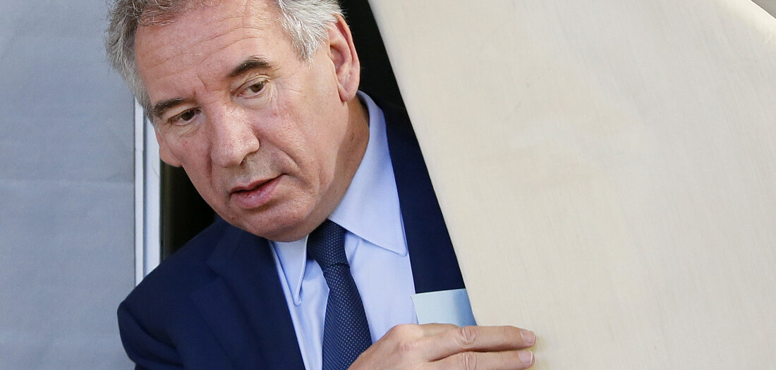 Frankreich-Bayrou-unter-Dauerbeschuss