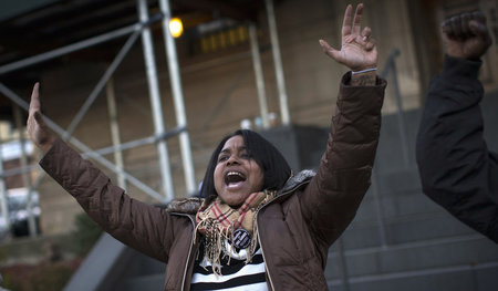 Kämpferin für Gerechtigkeit: Erica Garner spricht vor Demonstran...