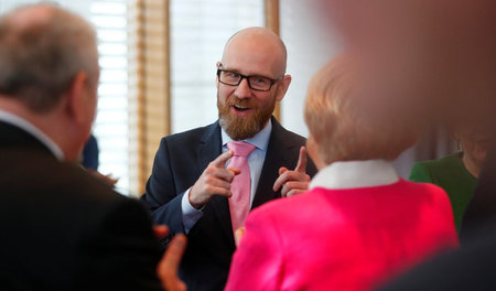 Peter Tauber wird Staatssekretär im Bundesverteidigungsministeri...