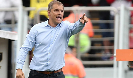 Da lang geht›s nach oben: Diego Aguirre, Trainer des »Tricolor P...