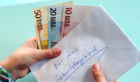 Unaufgefordert dem Staat Geld geben? Da freut sich der Fiskus.