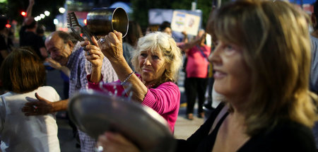 Leere Töpfe: Protest in Buenos Aires gegen steigende Kosten in d...