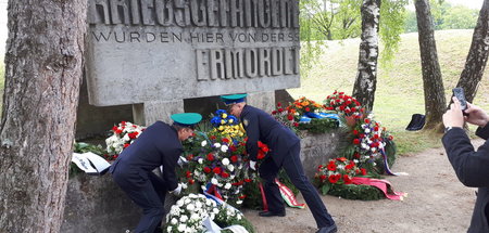 Kranzniederlegung am Sonntag in Hebertshausen