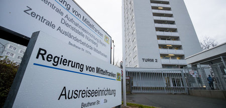 Die Zentrale Ausländerbehörde Mittelfrankens in Nürnberg (Archiv...