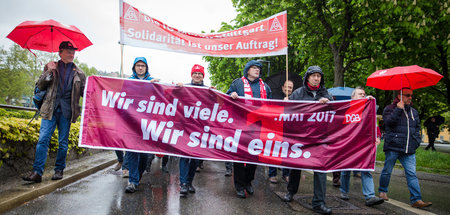 Solidarität wird bei den Gewerkschaften in diesen Tagen mit Lohn...