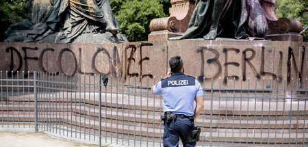 Kritik, die sich oft in Symbolpolitik erschöpft: Die Parole »Dec...