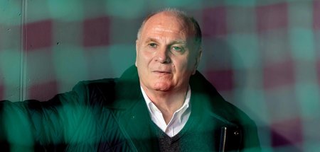 Stehaufmännchen: Bayerns Übervater a. D. Uli Hoeneß