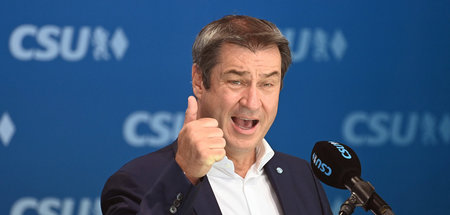 Daumen hoch fürs Patriarchat: Markus Söder schmunzelt über Fraue...