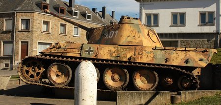 Museumsreif: Exemplar eines »Panther«-Panzers in Belgien (Houffa...