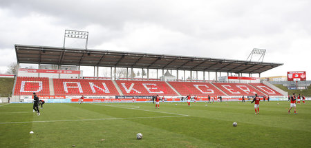 Geradlinig und bescheiden: Am Samstag gedachte der FSV Zwickau s...