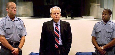 Ein kafkaesker Prozess – Slobodan Milosevic vor dem UN-Kriegsver...