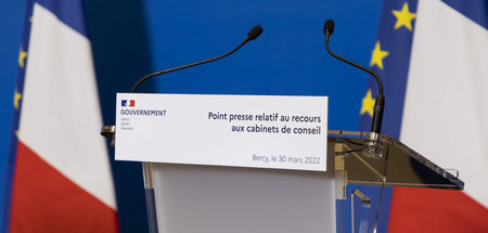 Pressekonferenz der französsichen Regierung am Mittwoch in Paris...