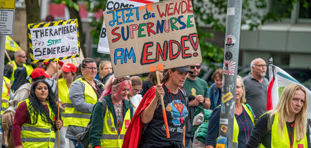 »Unglücklich das Land, das Helden nötig hat« (Düsseldorf, 10.6.2...