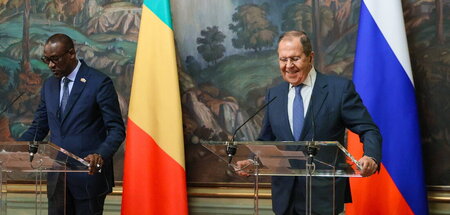 Pressekonferenz der Außenminister Diop (l.) und Lawrow: Russland...