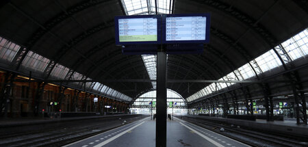 Durch Streik stillgelegt: Hauptbahnhof Amsterdam am Freitag