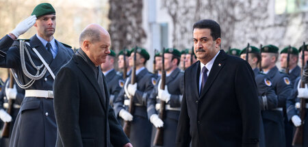 Woher soll’s kommen? Bundeskanzler Scholz (l.) und der irakische...