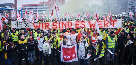 Mit einer guten Forderung brachte die Dienstleistungsgewerkschaf...