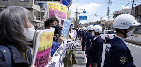 Protest am Sonntag in Karuizawa gegen das G7-Außenministertreffe...