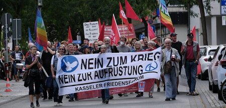 Gegen Krieg und Aufrüstung: Demonstration zum Antikriegstag (Kas...