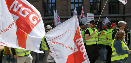 Es gibt die NGG auch an der Basis noch: Streik in der Süßwarenin...