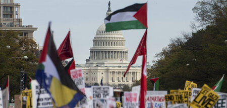 »Lasst Gaza leben«: Protest in Washington gegen die Unterstützun...