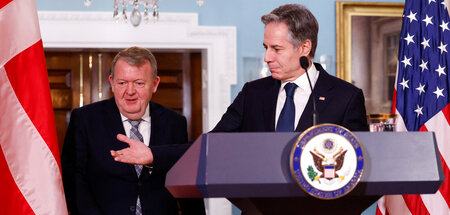 US-Außenminister Antony Blinken (r.) neben dem dänischen Außenmi...