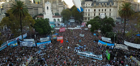 Allein in Buenos Aires demonstrierten 800.000 Menschen gegen Mil...